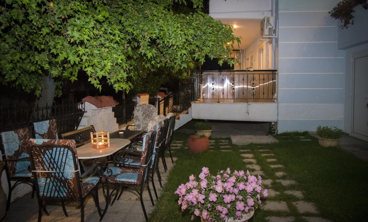 Athanasia Inn Vrasná Exterior foto